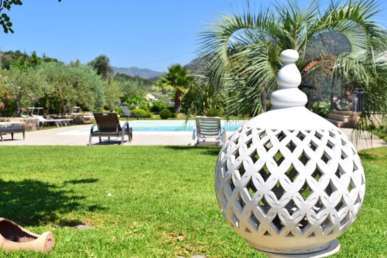 Taormina Villa Ibiscus Alcantara Gaggi Екстер'єр фото